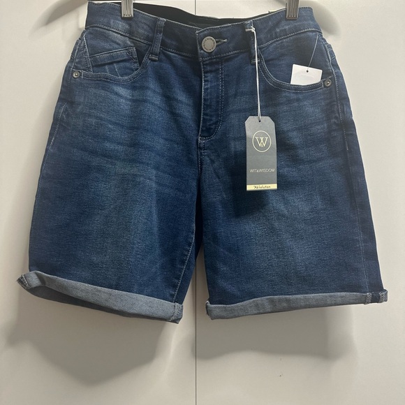 NEW 💫💫💫 Wit & Wisdom Dark Blue Jean Shorts - Picture 2 of 7